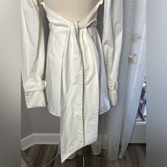 L'Academie Evianna Shirt Dress in Cream White Size Small Cut Out Open Back Bow - Picture 8 of 12